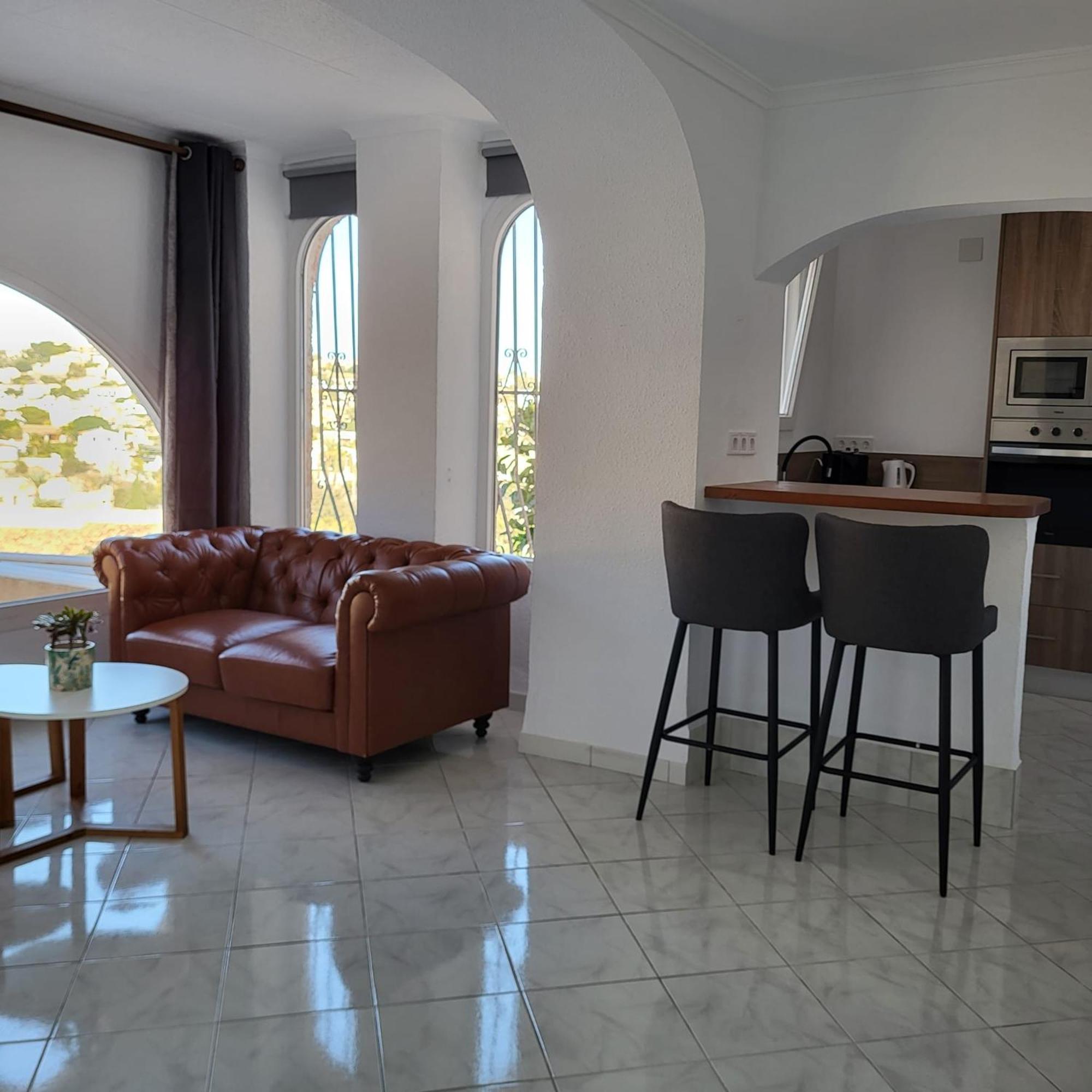 Casa Veintiuno En Calp Apartment Bagian luar foto